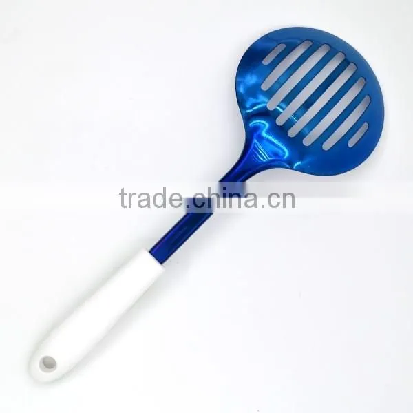 Non-stick TPR handle 100% Food Grade titanize kitchen slotted skimmer
