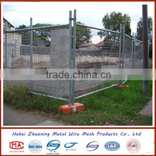 Outdoor event temporary fence