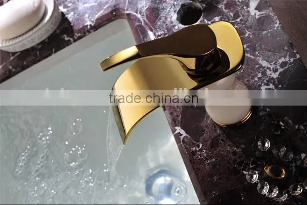 Elegent Mixer Sanitaryware Magic golden Lavatory taps and mixers