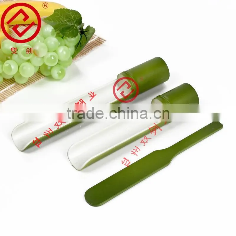 Plastic bamboo dinnerware