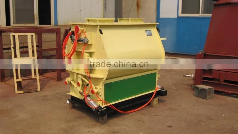 Paddle mixer for feed good performance