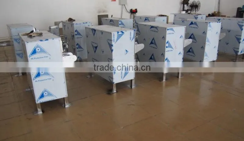 Factory Supply Coconut Dehusking Machine Coconut Machine (whatsapp:0086 15039114052)
