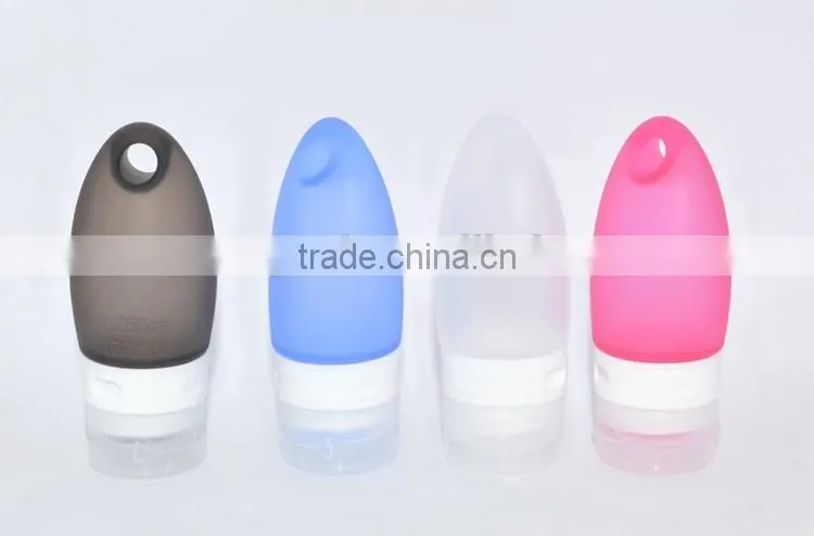 silicone bottle for cosmetics when traveling with a hook MP4409