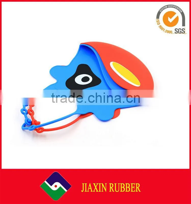 Popular Triangle FDA silicone baby bib custom