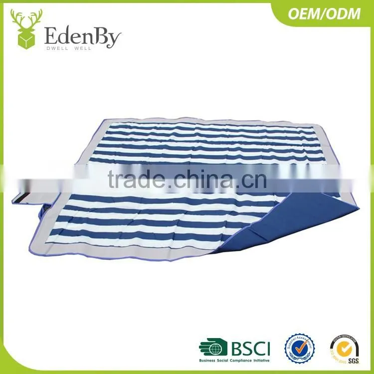 New trending Camping Hiking Portable Folding Straw Beach Picnic Mat pocket blanket