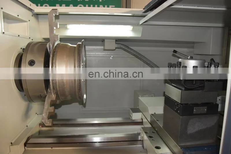 High Efficiency Alloy CNC Wheel Lathe Machine CK6180A