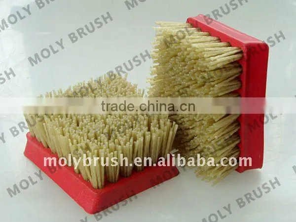 Frankfurt diamond brush