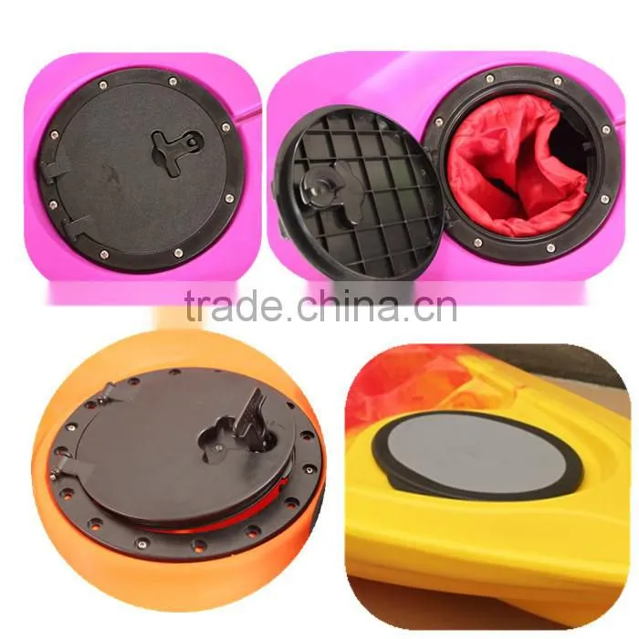 Fishing kayak hatch