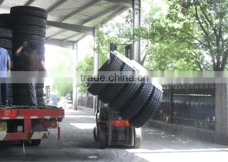 hot sale high quality diesel or electric forklift tire clamp price