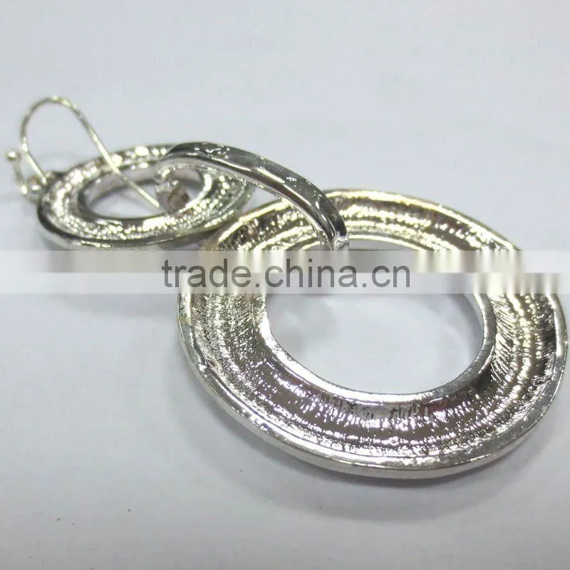 Alloy two ring circle connedted earrings in silver color