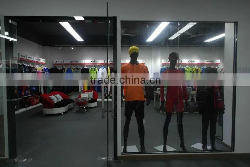 Wholesale comfortable and cool feel running wear