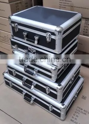 Cosmetic Cases/ Cosmetic Train Cases/Makeup Cases/Beauty Cases/ Purple Cosmetic Cases