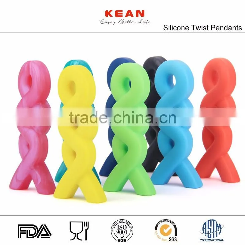 2017 fashion silicone twist pendant jewelry