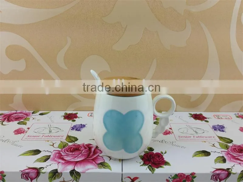color inside simple design ceramic coffee mug with spoon