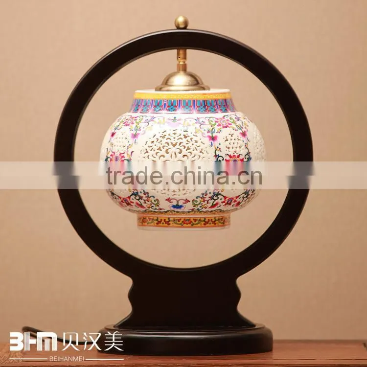 China famille rose wholesale ceramic lamp for home lighting