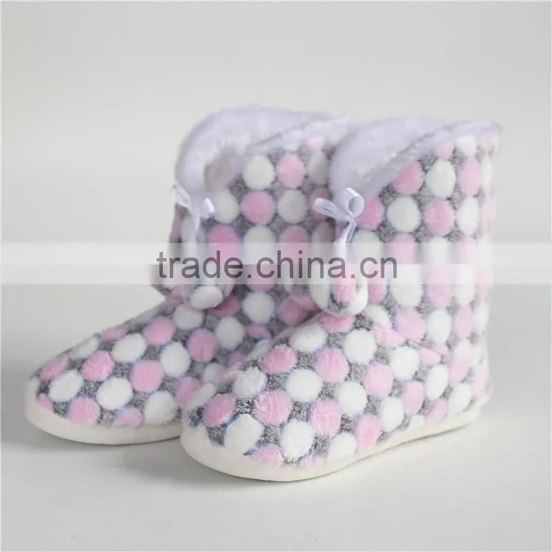 Ladies slipper boot