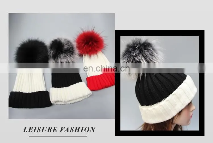 Women raccoon fur poms hat with large poms wholesale china knitting fur poms hat