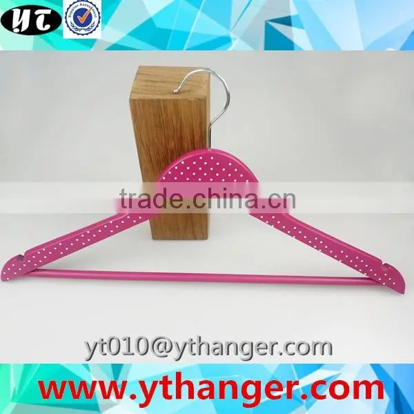 YY0522 sale bulk natural flat wood hanger flat wooden hanger with non-slip bar