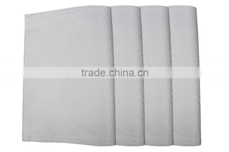 Polyester Fashion Design Jacquard Wihite Center Table Decorations