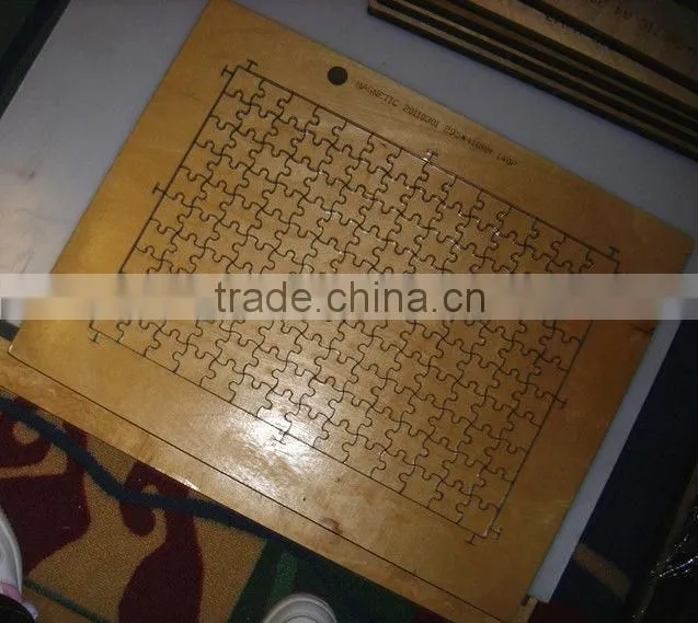 automatic jigsaw puzzle making machine