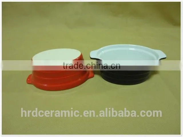 good quality round colored ceramic bakeware with two handles