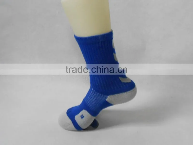 breathable sports running socks , jacquard sports socks
