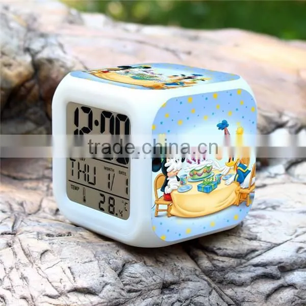 (Promotion gift) Mickey & Minnie Mouse design alarm clock, Digital alarm clock cheap price, Cartoon design desk clocks