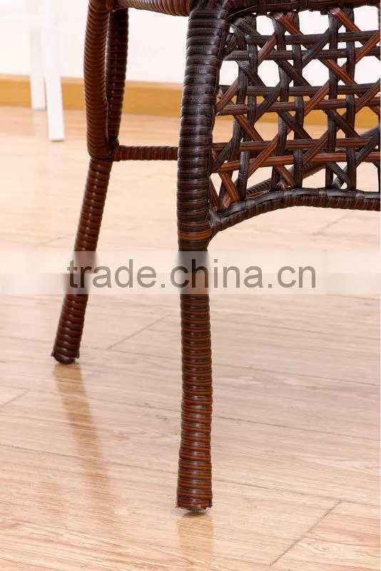 Outdoor RATTAN armchair and round table WITH GLASS TOP