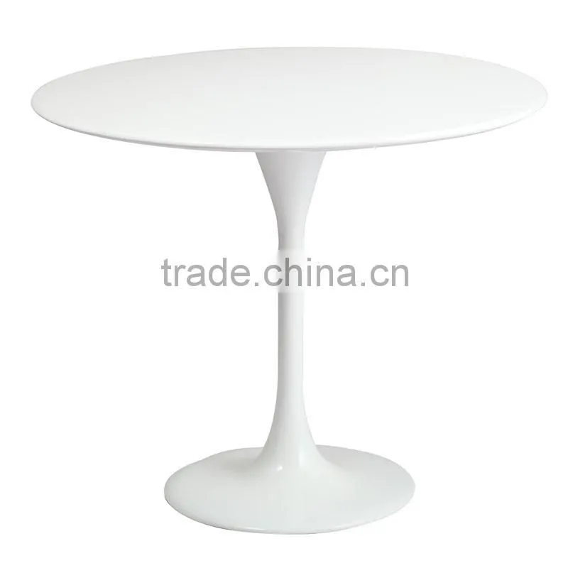 Tulip Dining Table Black marble top