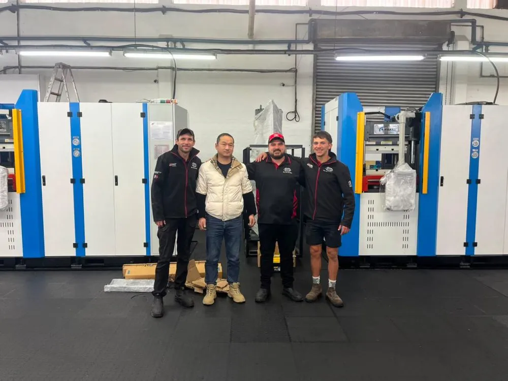 Engineer Visits Customer Plant in South Africa for the Second Batch of 300-Ton Rubber Injection Mach