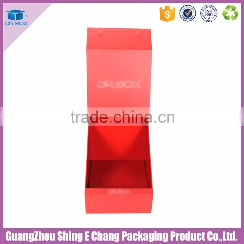 2016 Hot selling transparent UV coating oversized garment shorts paper packaging box
