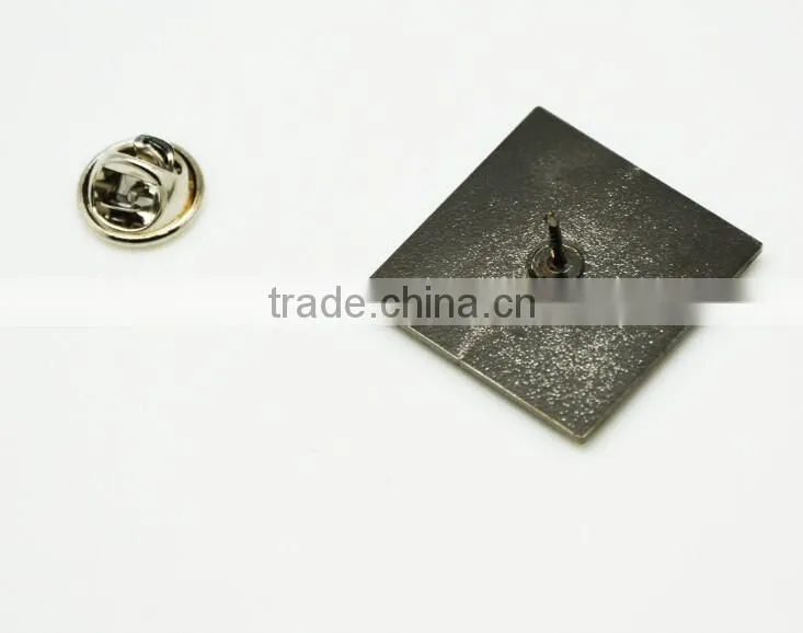Wholesale cheap metal custom design badges