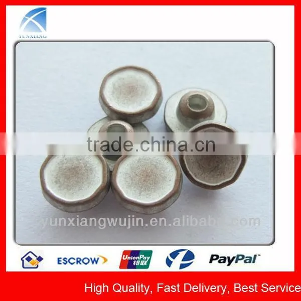 YX4616 Custom Made Black Metal Rivet with Embossed Logo
