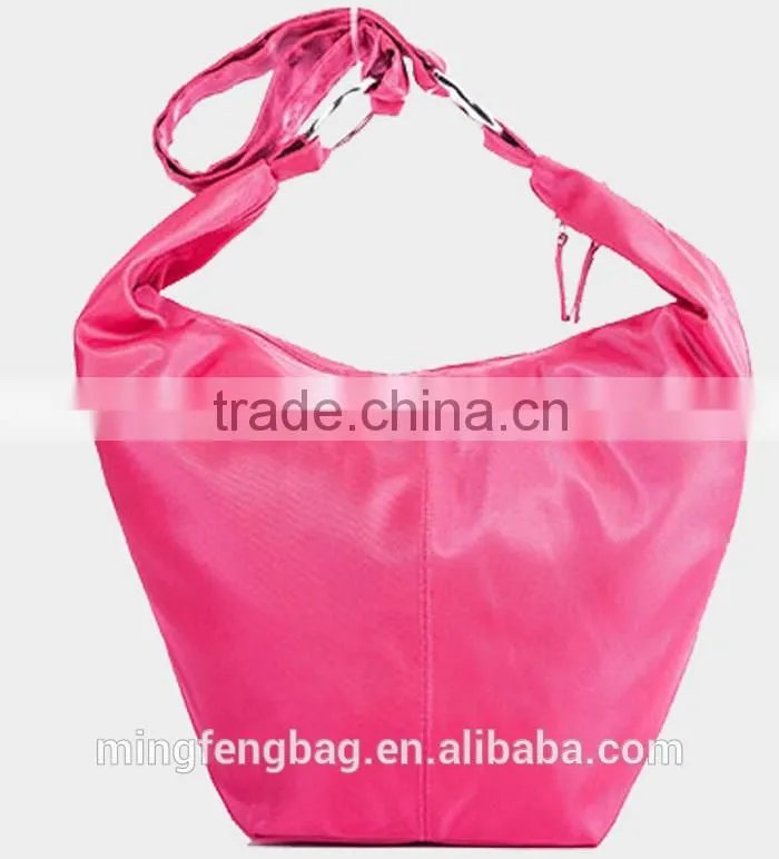 Custom Fasionable Tote and Shoulder 600D Oxford Waterproof Yoga Mat Storage Bag Yoga Bag for Women