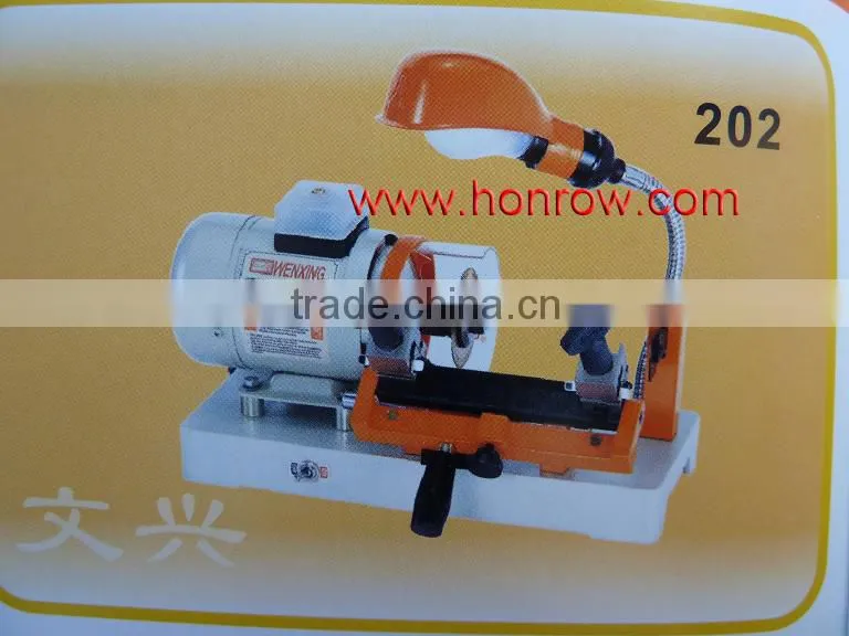 Model 202 WenXing key cutting machine with external cutter