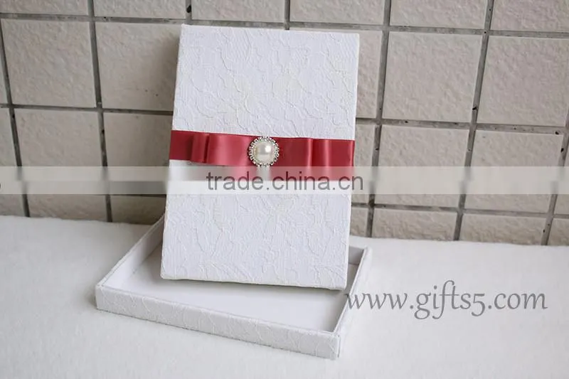 Handmade elegant white lace wedding invitation boxes