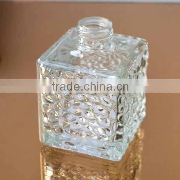 Home decor embossed patterned Square glass diffuser bottle Cattelan Factory direct Supply
