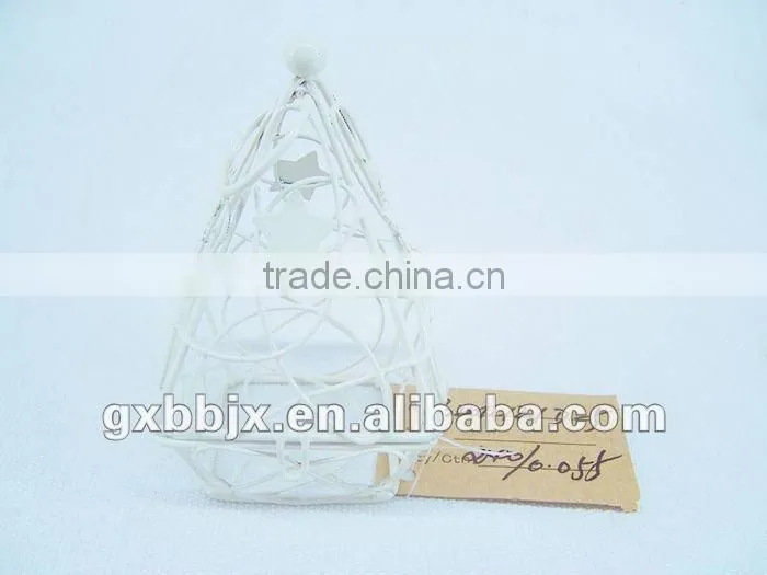 Small metal gift box packaging for Christmas decor