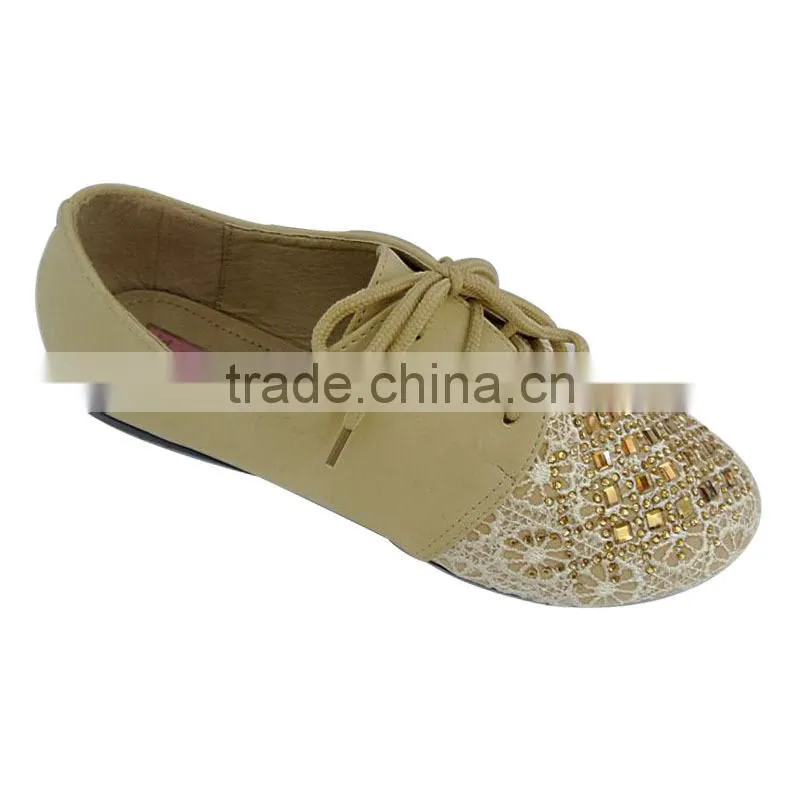 Global Selling Latest Fashion Flat Casual Shoes Ladies Sneakers with Trading