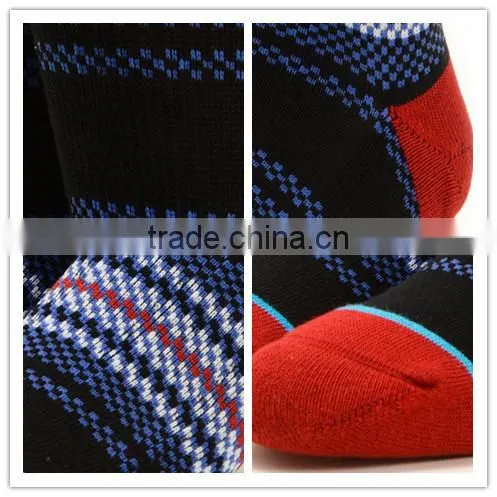 Fashion cheap funny custom knit tube sock man
