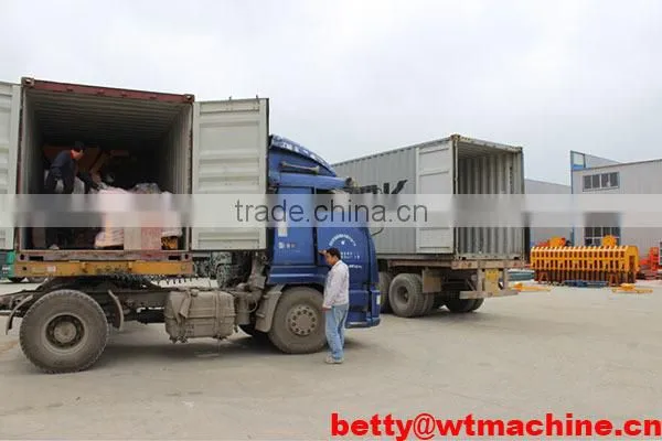QT4-15 high production hollow core slab machine