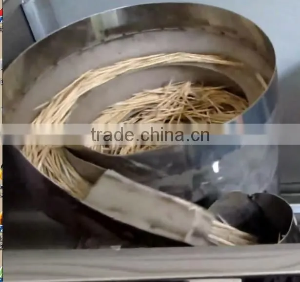 best quality and hot sale bamboo toothpick packing machine (skype:taizy2031)