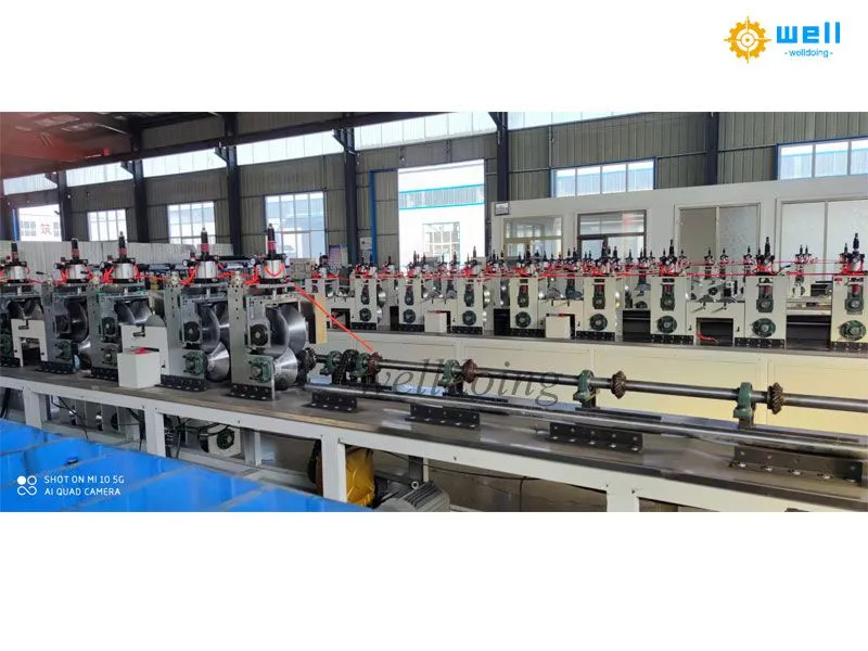 paper corner board machine