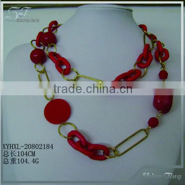 luxurious chain necklace with red gemstone charm pendant