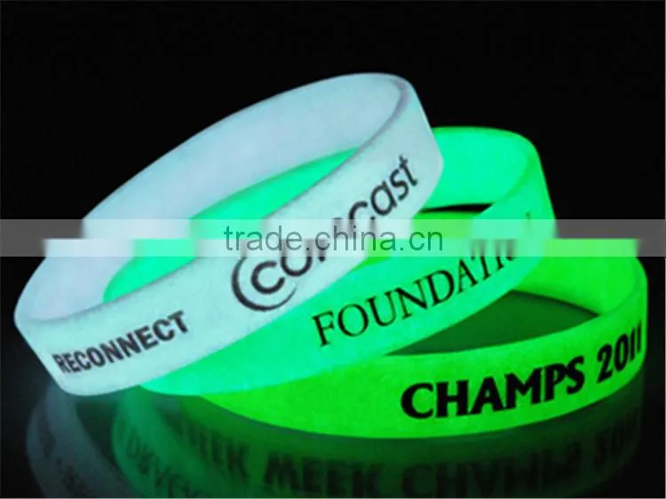 High quality Glow in dark silicone wristbands