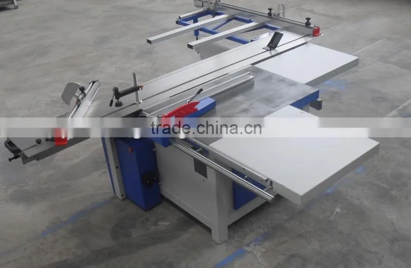 wood frame cutting machine Altendorf precise panel saw
