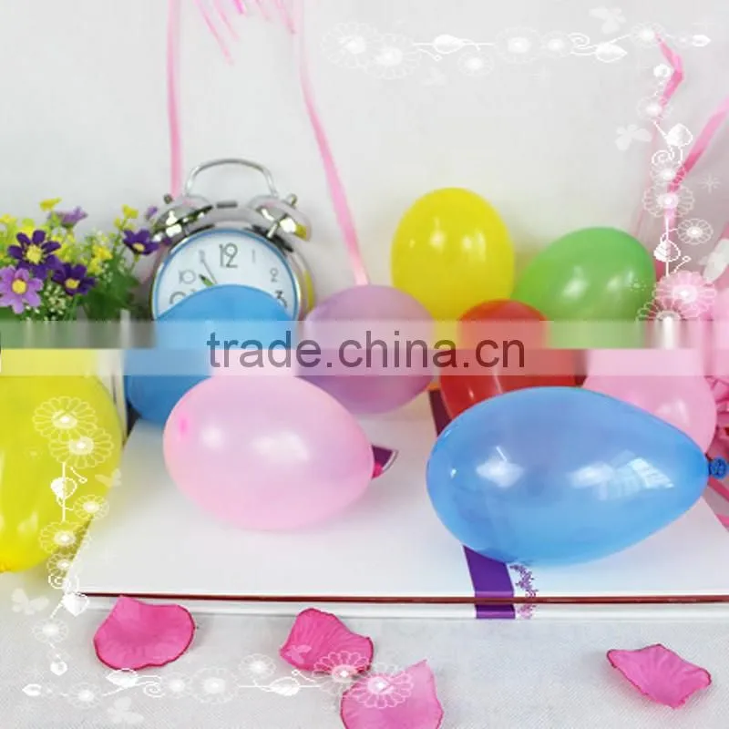 bunch balloons fighting magic water balloons