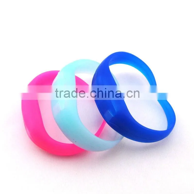 colourful silicone bracelet , high quality silicone hemp flowers bracelet, silicone bracelet