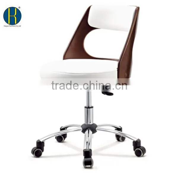 2015 New Soft Cushion Plywood Wheels Chairs for Restaurant Use