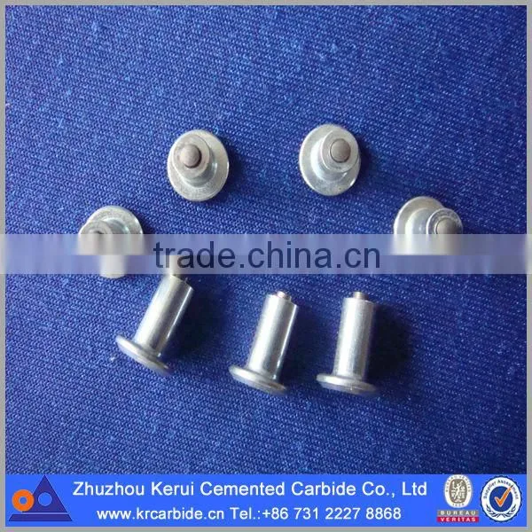Tyre studs of carbide for Bicycles with 6.5-5.7 sizes